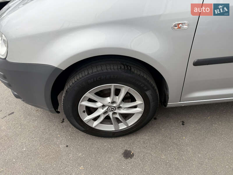 Минивэн Volkswagen Caddy 2008 в Хмельницком