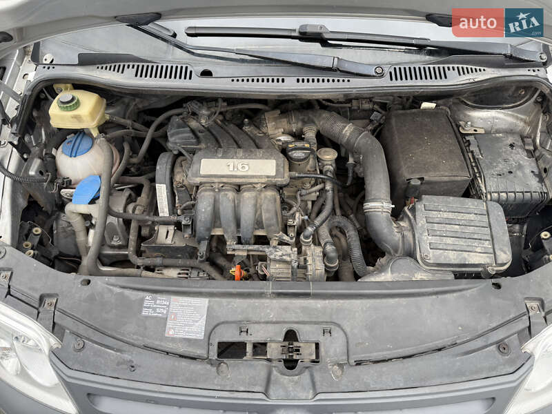 Минивэн Volkswagen Caddy 2008 в Хмельницком