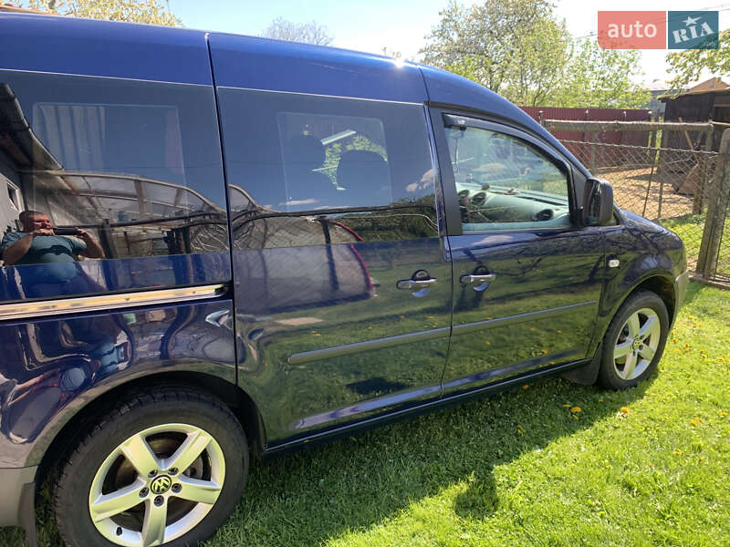 Минивэн Volkswagen Caddy 2007 в Болехове