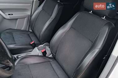 Минивэн Volkswagen Caddy 2006 в 