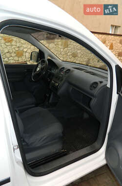 Грузовой фургон Volkswagen Caddy 2011 в 