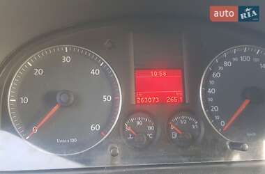 Минивэн Volkswagen Caddy 2009 в 