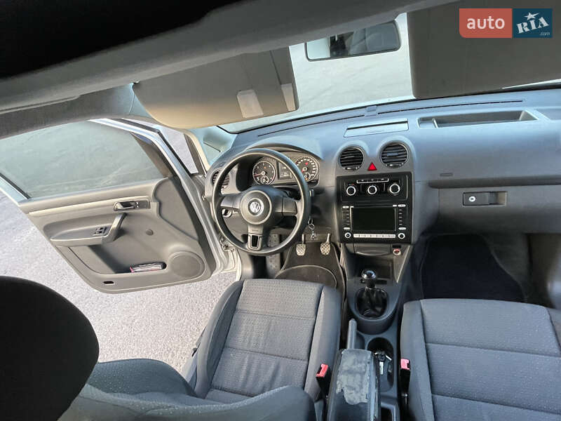 Минивэн Volkswagen Caddy 2011 в Солотвине фото 24 Минивэн Volkswagen Caddy 2011 в Солотвине