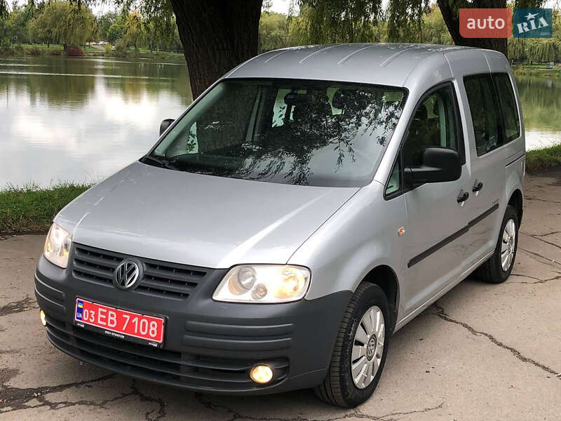 Минивэн Volkswagen Caddy 2010 в Ровно