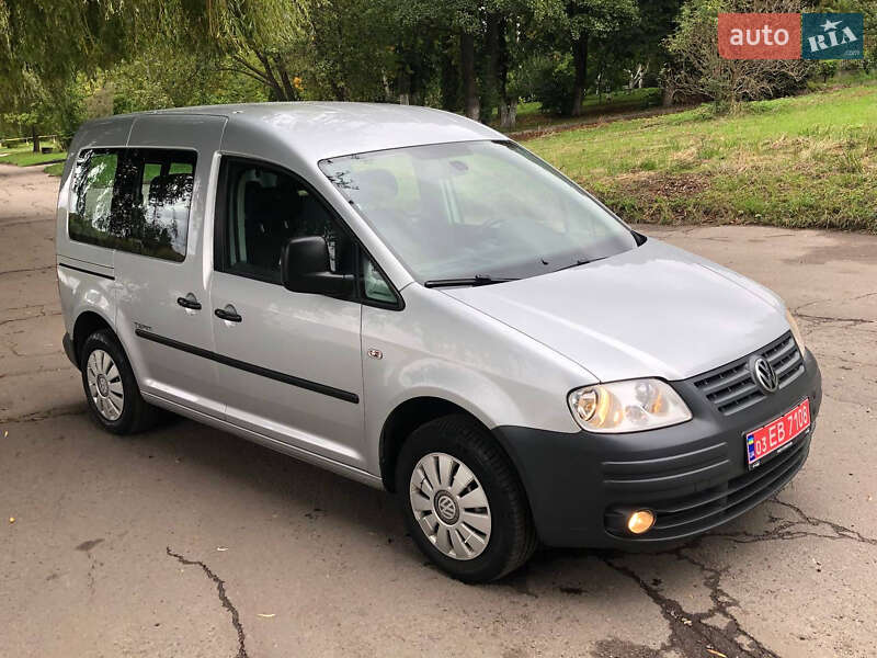 Минивэн Volkswagen Caddy 2010 в Ровно