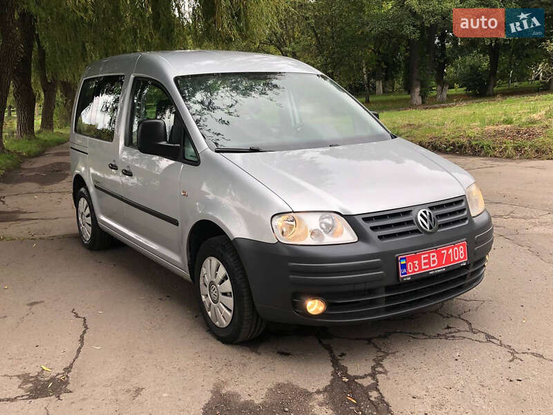 Минивэн Volkswagen Caddy 2010 в Ровно