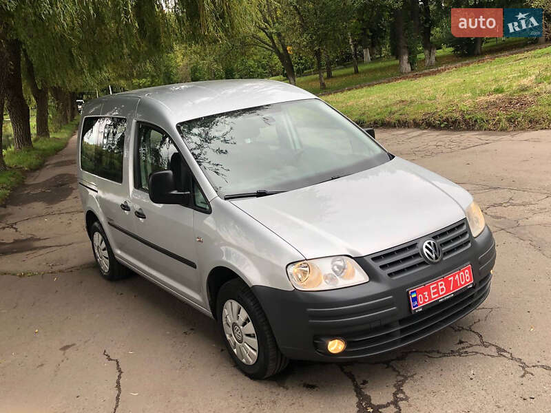 Минивэн Volkswagen Caddy 2010 в Ровно