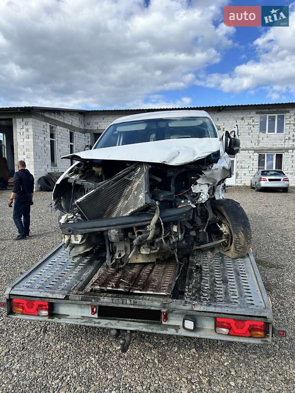 Грузовой фургон Volkswagen Caddy 2008 в Иршаве