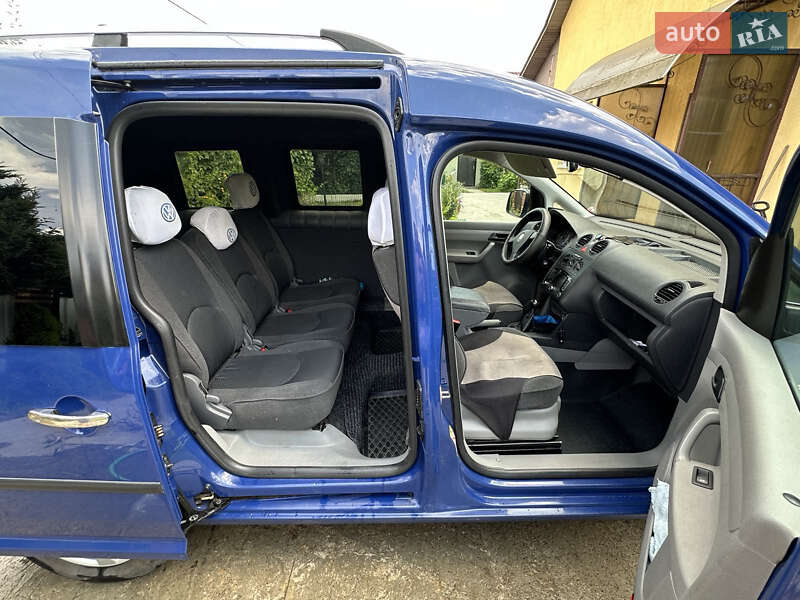 Минивэн Volkswagen Caddy 2009 в Умани