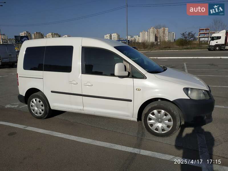 Минивэн Volkswagen Caddy 2010 в Чернигове