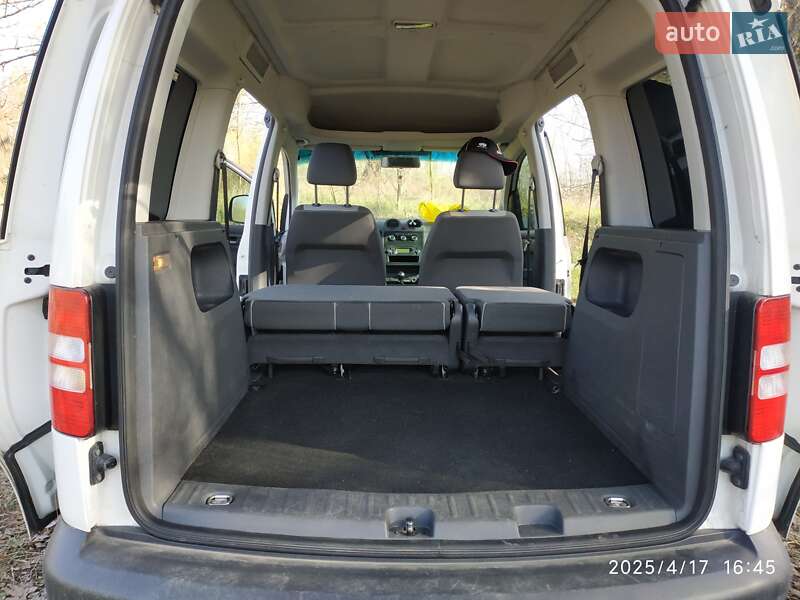 Минивэн Volkswagen Caddy 2010 в Чернигове