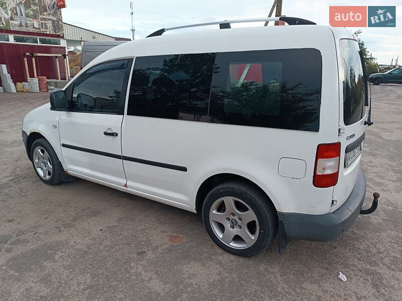 Грузопассажирский фургон Volkswagen Caddy 2004 в Змиеве