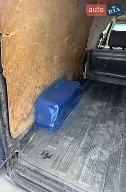 Грузовой фургон Volkswagen Caddy 2001 в 