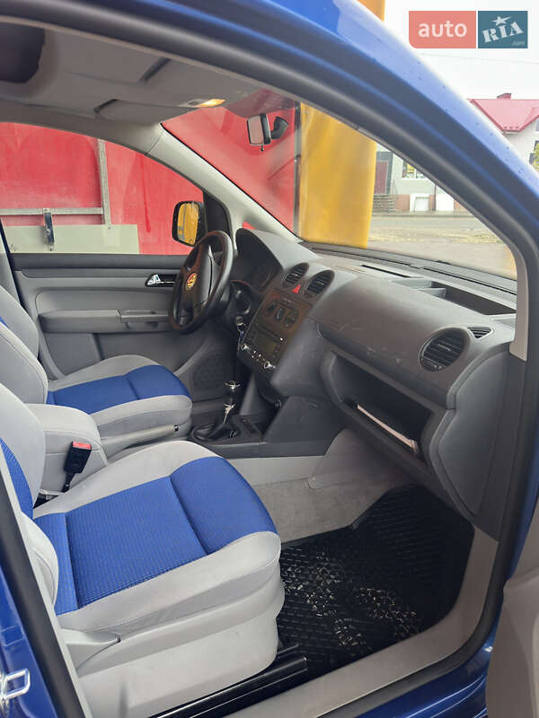 Минивэн Volkswagen Caddy 2005 в Збараже
