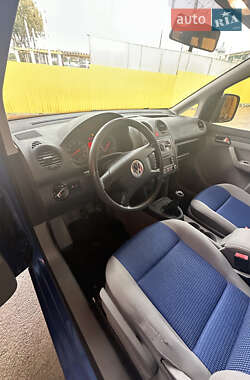 Минивэн Volkswagen Caddy 2005 в 