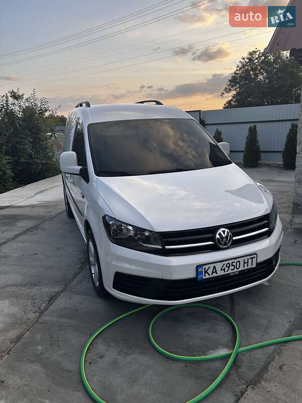 Грузовой фургон Volkswagen Caddy 2017 в Киеве фото 8 Грузовой фургон Volkswagen Caddy 2017 в Киеве