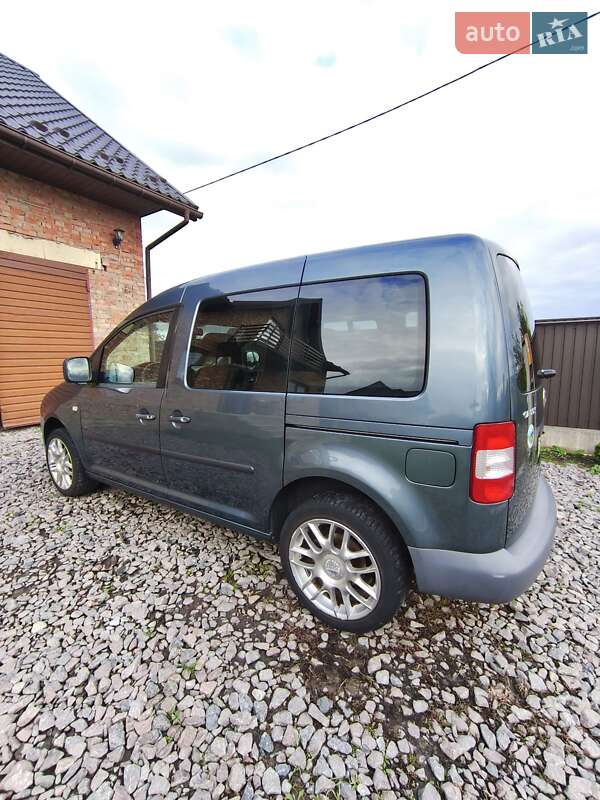 Минивэн Volkswagen Caddy 2006 в Львове