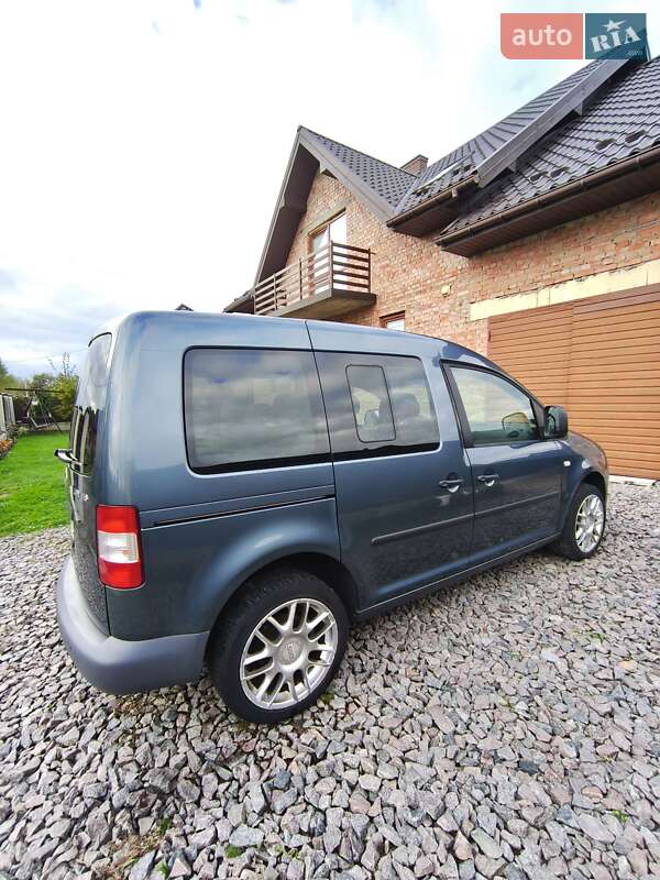 Минивэн Volkswagen Caddy 2006 в Львове