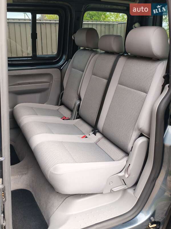 Минивэн Volkswagen Caddy 2006 в Львове