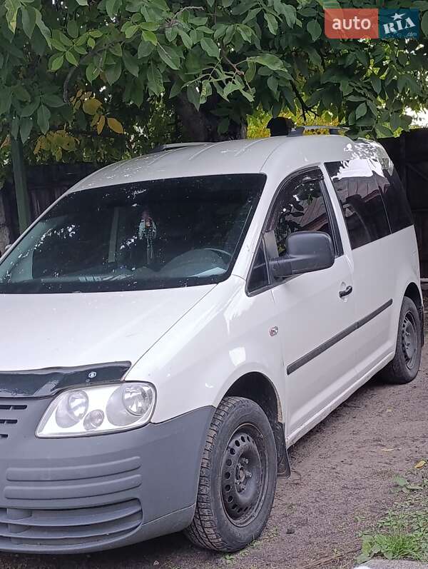 Минивэн Volkswagen Caddy 2005 в Лебедине