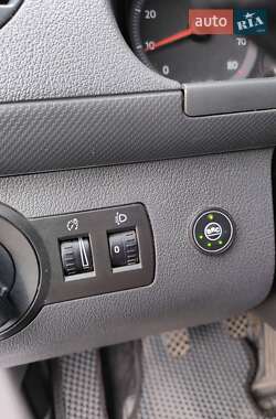 Минивэн Volkswagen Caddy 2009 в 
