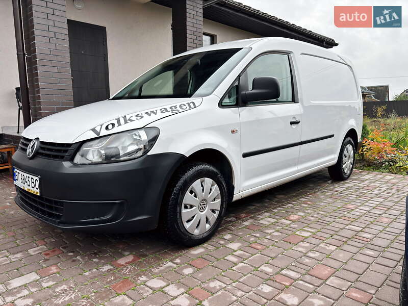 Грузовой фургон Volkswagen Caddy 2015 в Житомире