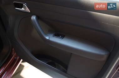 Минивэн Volkswagen Caddy 2014 в 