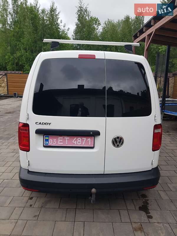 Грузовой фургон Volkswagen Caddy 2018 в Остроге