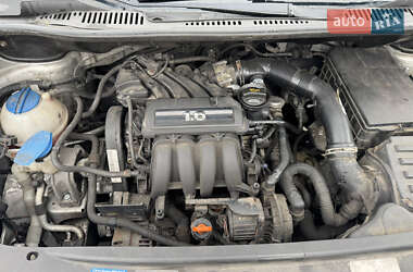 Минивэн Volkswagen Caddy 2006 в 