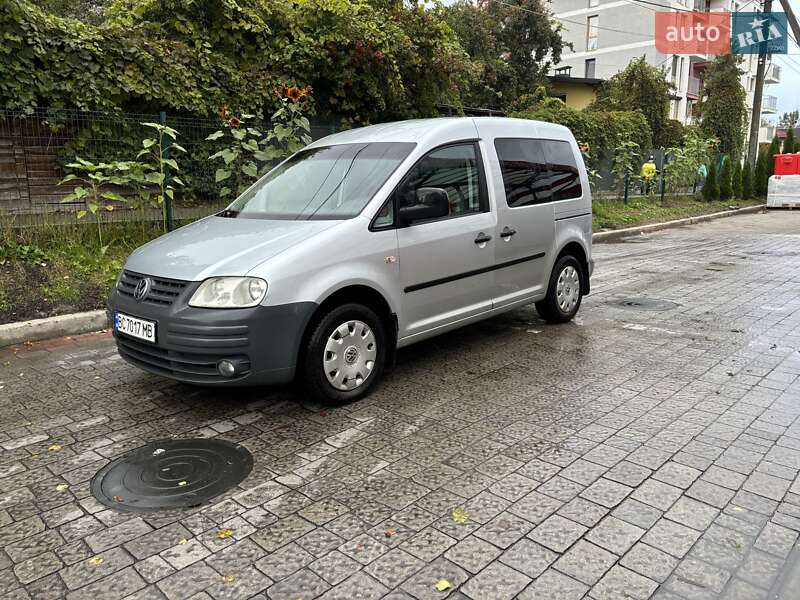 Минивэн Volkswagen Caddy 2008 в Львове