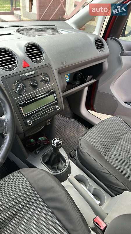 Минивэн Volkswagen Caddy 2008 в Львове