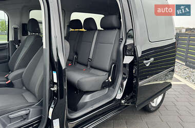 Мінівен Volkswagen Caddy 2017 в 