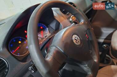 Грузовой фургон Volkswagen Caddy 2009 в 