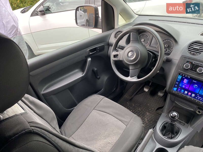 Мінівен Volkswagen Caddy 2012 в Луцьку