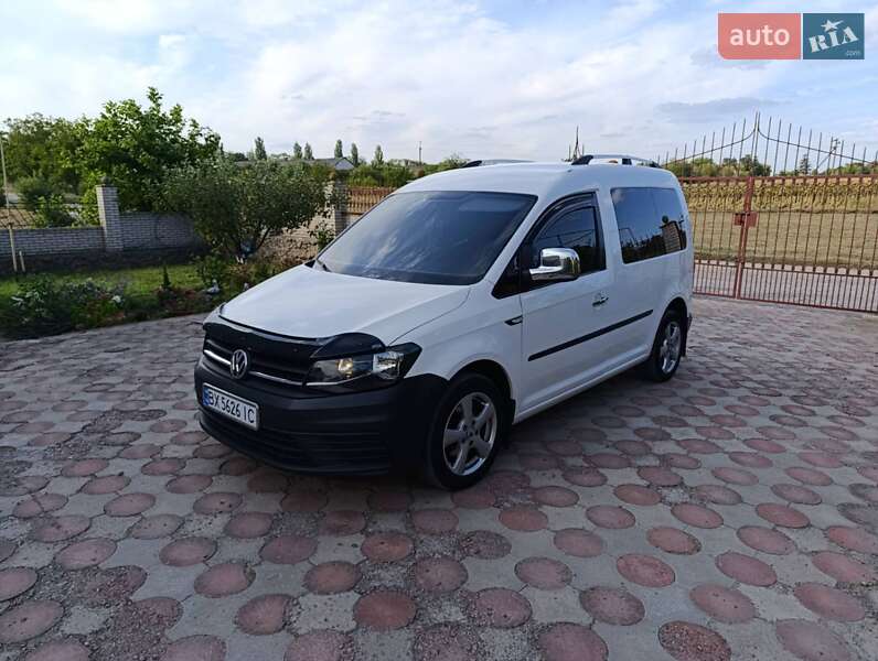 Минивэн Volkswagen Caddy 2015 в 