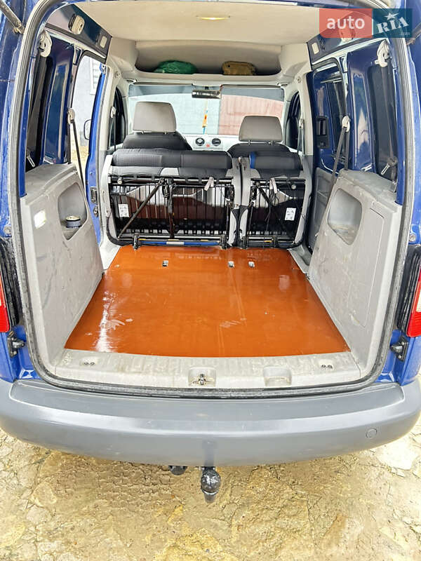 Мінівен Volkswagen Caddy 2010 в Чернівцях фото 13 Мінівен Volkswagen Caddy 2010 в Чернівцях