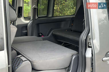 Минивэн Volkswagen Caddy 2011 в 