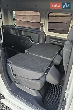 Минивэн Volkswagen Caddy 2017 в 