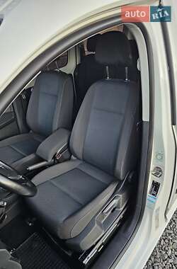 Минивэн Volkswagen Caddy 2017 в 