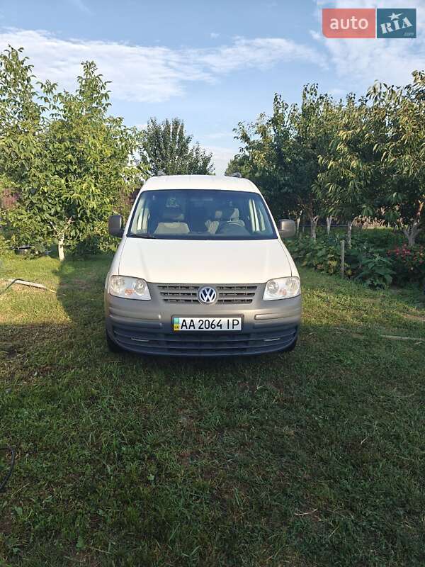 Минивэн Volkswagen Caddy 2006 в Киеве