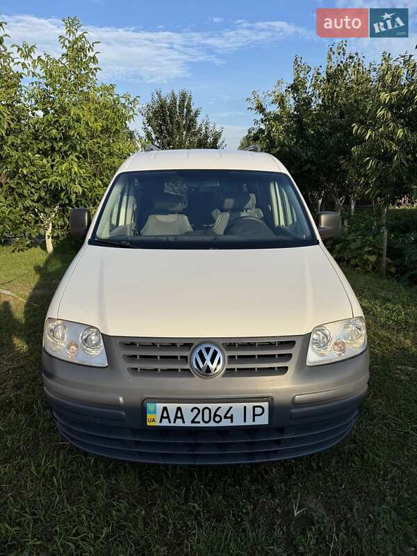 Минивэн Volkswagen Caddy 2006 в Киеве