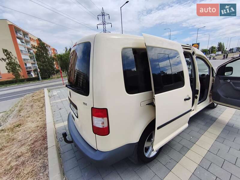 Минивэн Volkswagen Caddy 2010 в Журавном фото 15 Минивэн Volkswagen Caddy 2010 в Журавном