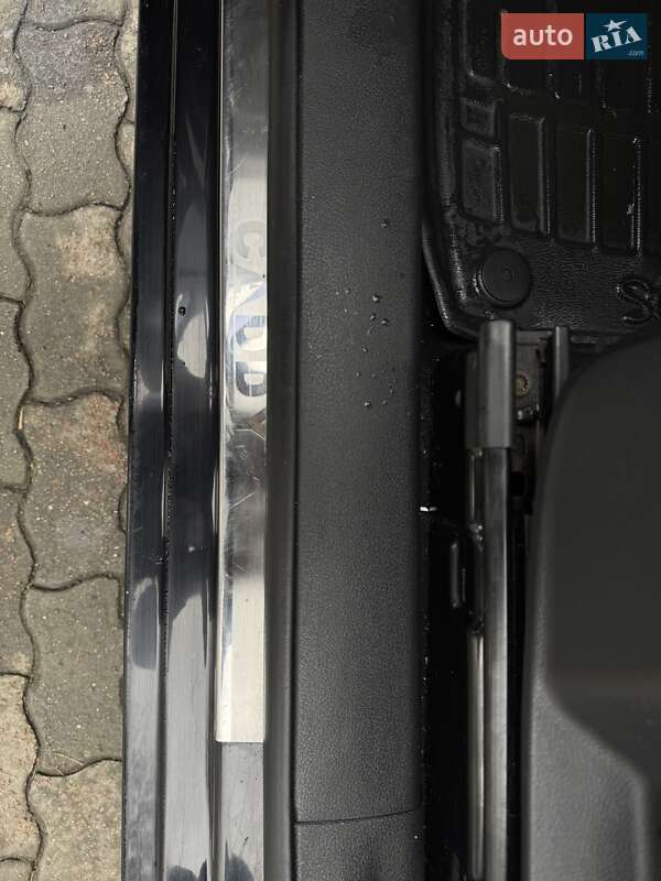 Минивэн Volkswagen Caddy 2015 в Тячеве