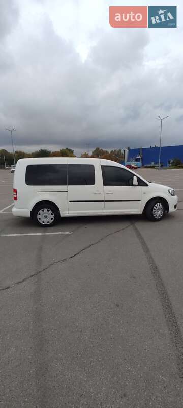 Мінівен Volkswagen Caddy 2014 в Дніпрі