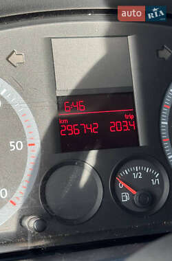 Минивэн Volkswagen Caddy 2006 в 