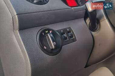 Грузовой фургон Volkswagen Caddy 2006 в 
