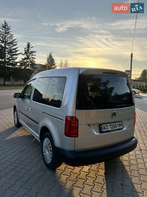 Минивэн Volkswagen Caddy 2016 в Виноградове фото 7 Минивэн Volkswagen Caddy 2016 в Виноградове