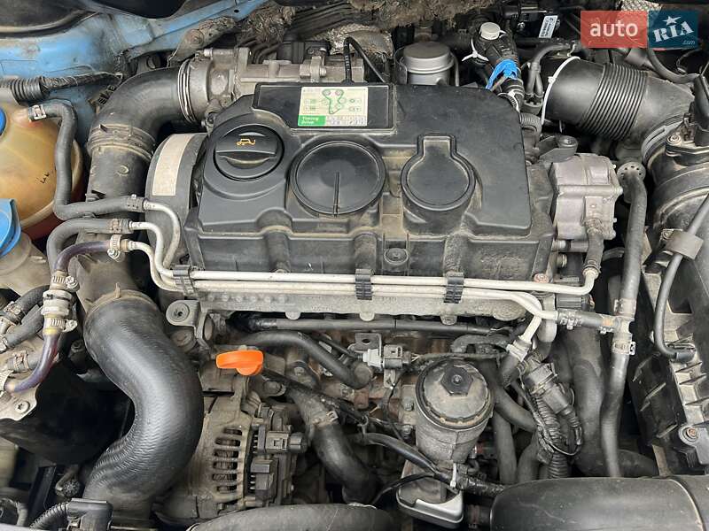 Минивэн Volkswagen Caddy 2006 в Яремче