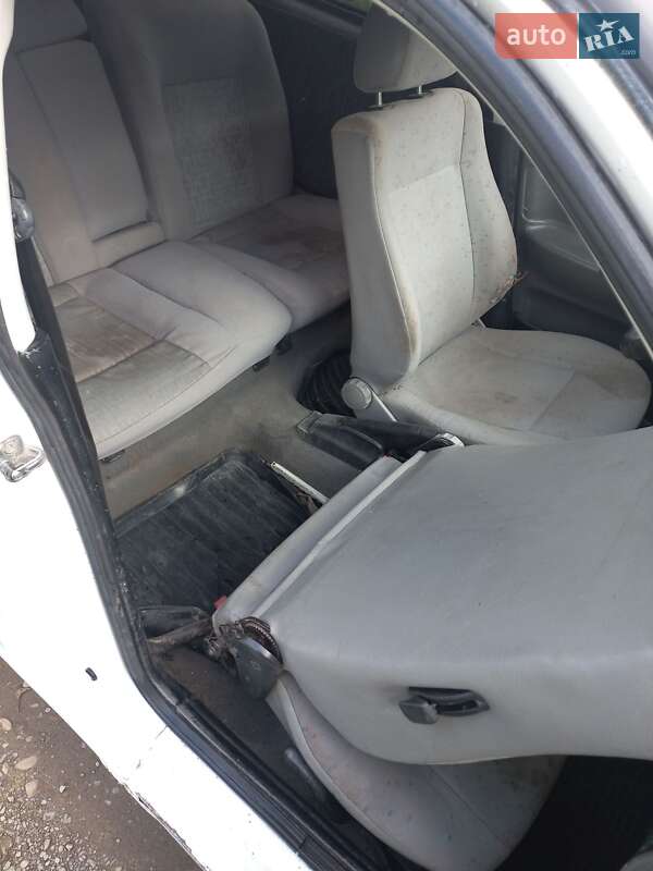 Мінівен Volkswagen Caddy 1999 в Верховині