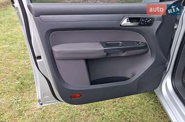 Мінівен Volkswagen Caddy 2011 в 